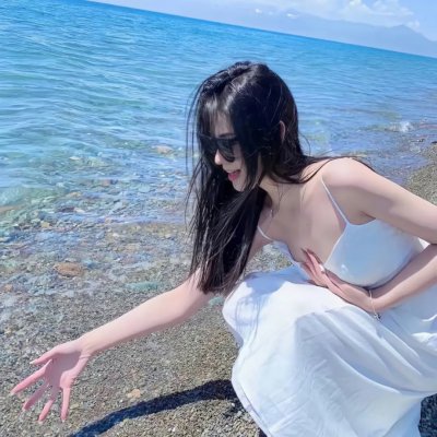 华颐：吞噬怪物的孩子